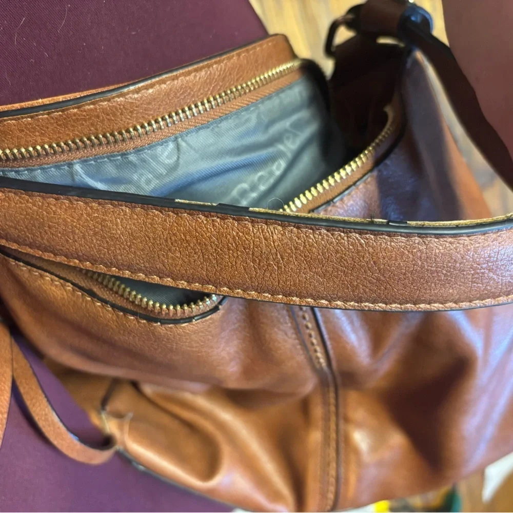 Elegant REALER Tan Vegan Leather Hobo Crossbody Bag